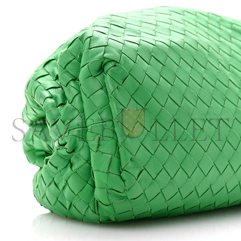 BOTTEGA VENETA MAXI THE POUCH (38*22*13cm)